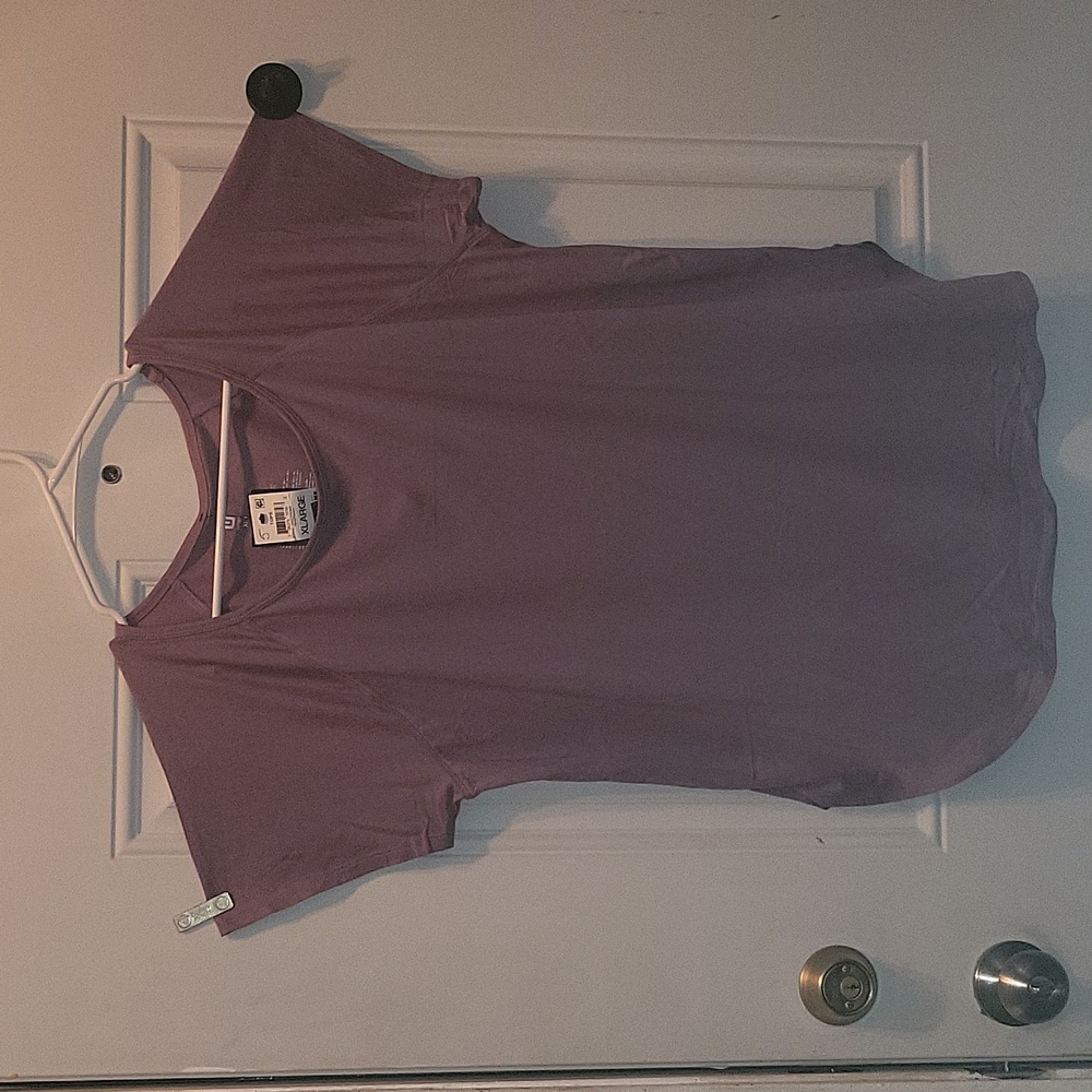 Ideology Woman's rapidry performance t-shirt size XL NWT